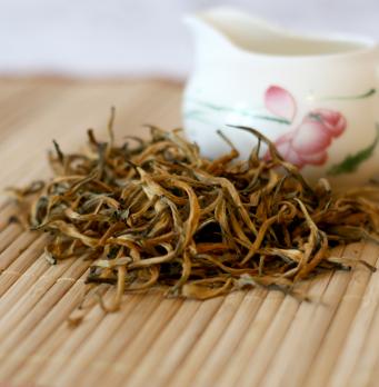 Краный чай  Дянь Хун Да Цзинь Я (Большая золотая почка из Дяньси)
