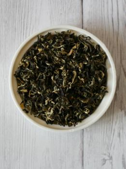 Зеленый жасминовый чай Мо Ли Лун Чжу (Жасминовая жемчужина дракона)